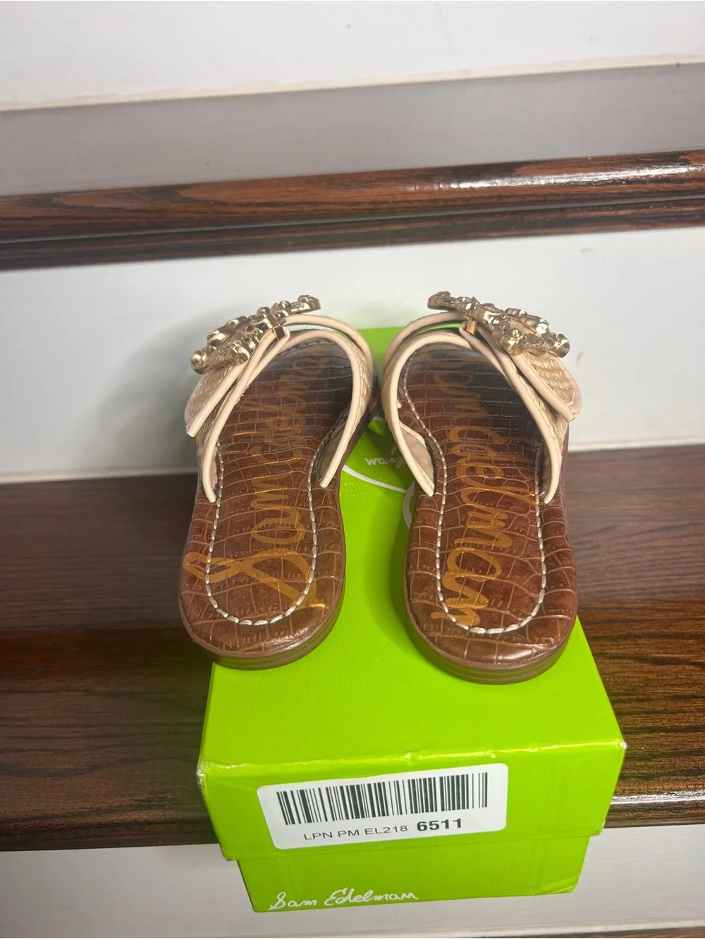 Sam Edelman Gracyn Woven Natural Crossband Slide Sandal with Gold Buckle, 5M - Picture 13 of 15